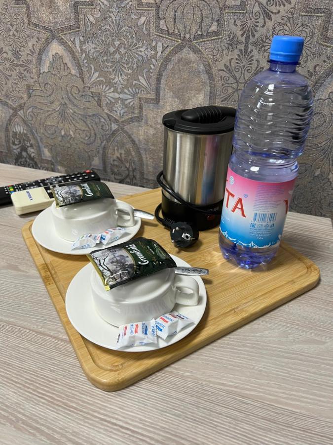 ホテル Deluxe Plaza アルマトイ エクステリア 写真